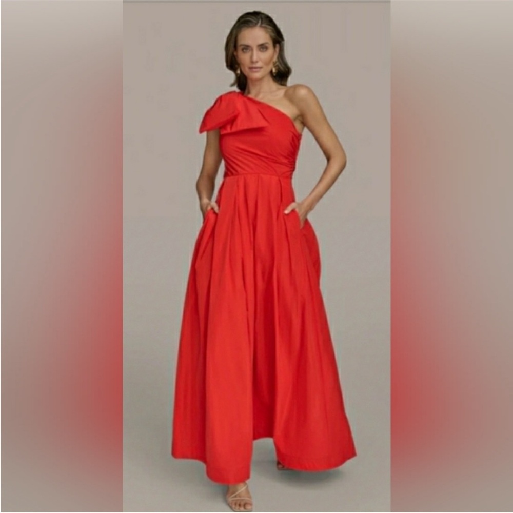 Donna Karan New York Bow One Shoulder Gown Color Sahara Red Size 2